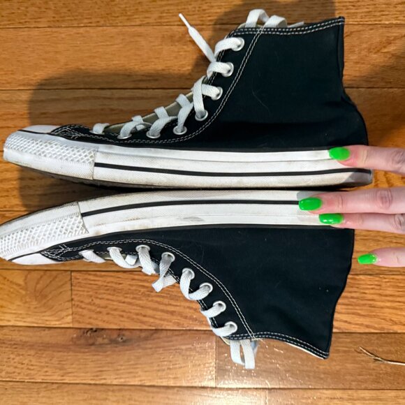 Chuck Taylor All Star Canvas Unisex High Top Shoe Mens 9.5/ Womens 11.5 - Picture 7 of 10